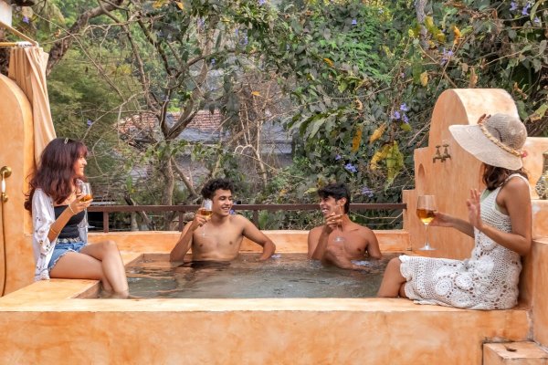 Image Title Goes Here